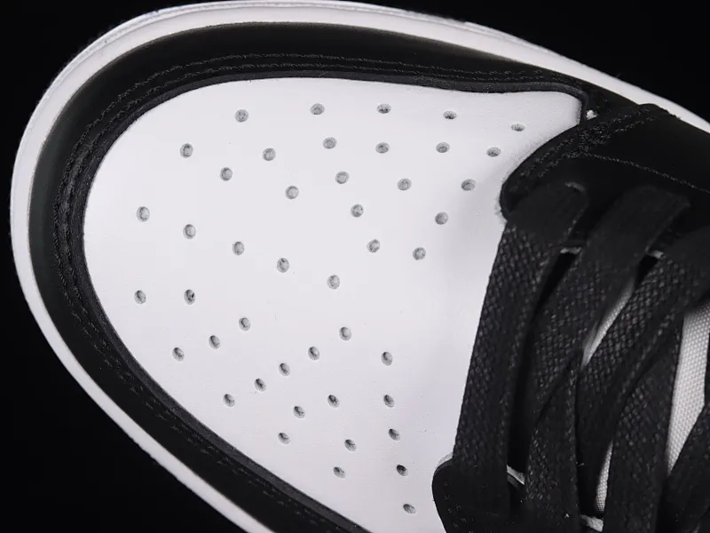 All Categories Air Jordan Jordan series basketball shoes Air Jordan 1 Low Travis Scott x Air Jordan 1 Low OG AJ1 Joe 1 black and white overhead low-top basketball shoes DM7866-007